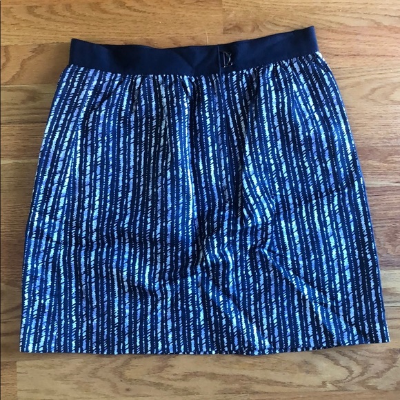 Loft Pencil Skirt - Picture 2 of 4